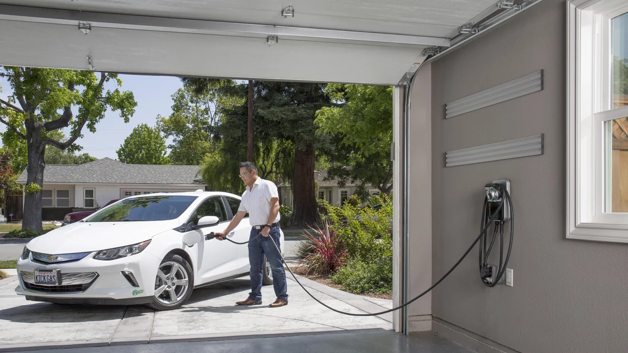 Charging Your Electric Vehicle: 5 Options for Connecting Your House to Your EV